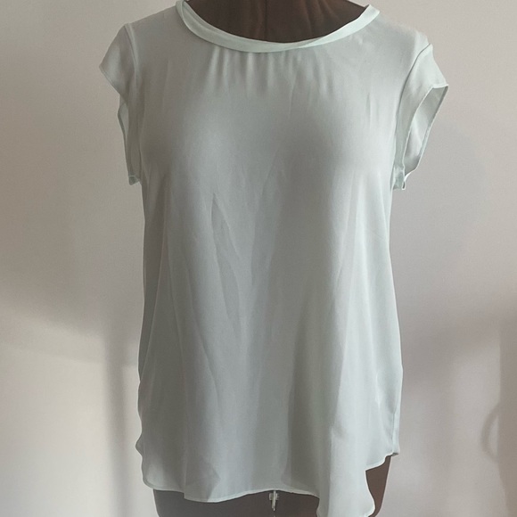 💚🤍BANANA REPUBLIC 🤍💚 Pastel teal sleeveless top in Large. In great shape. - Picture 6 of 11